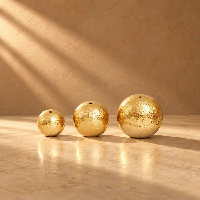 Arlo-Gold-Spheres-studio-1000