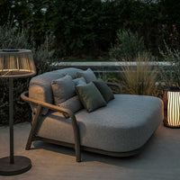 Chester Outdoor Daybed with 4 pillows