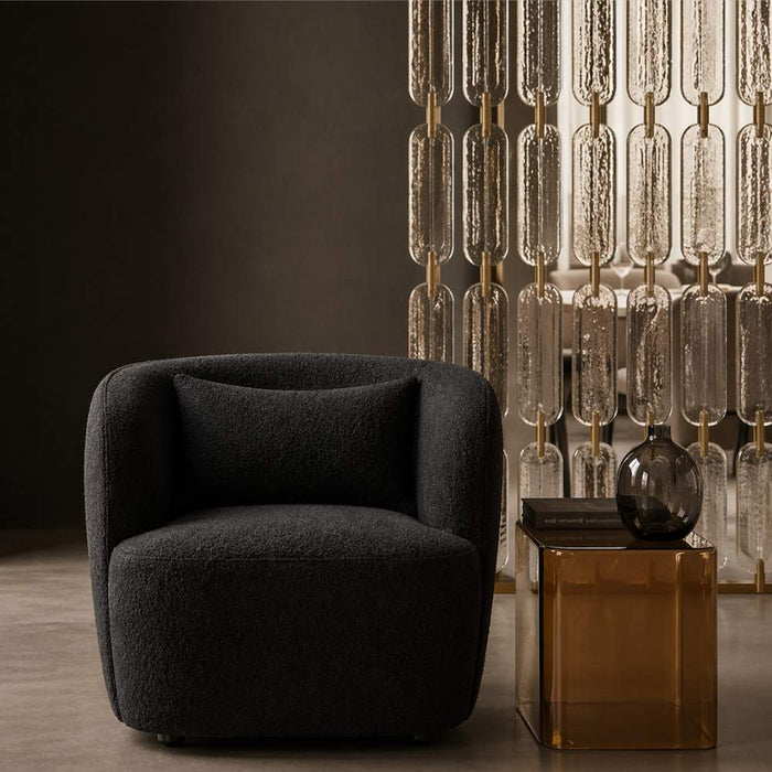 Luma Curve Black Accent Chair